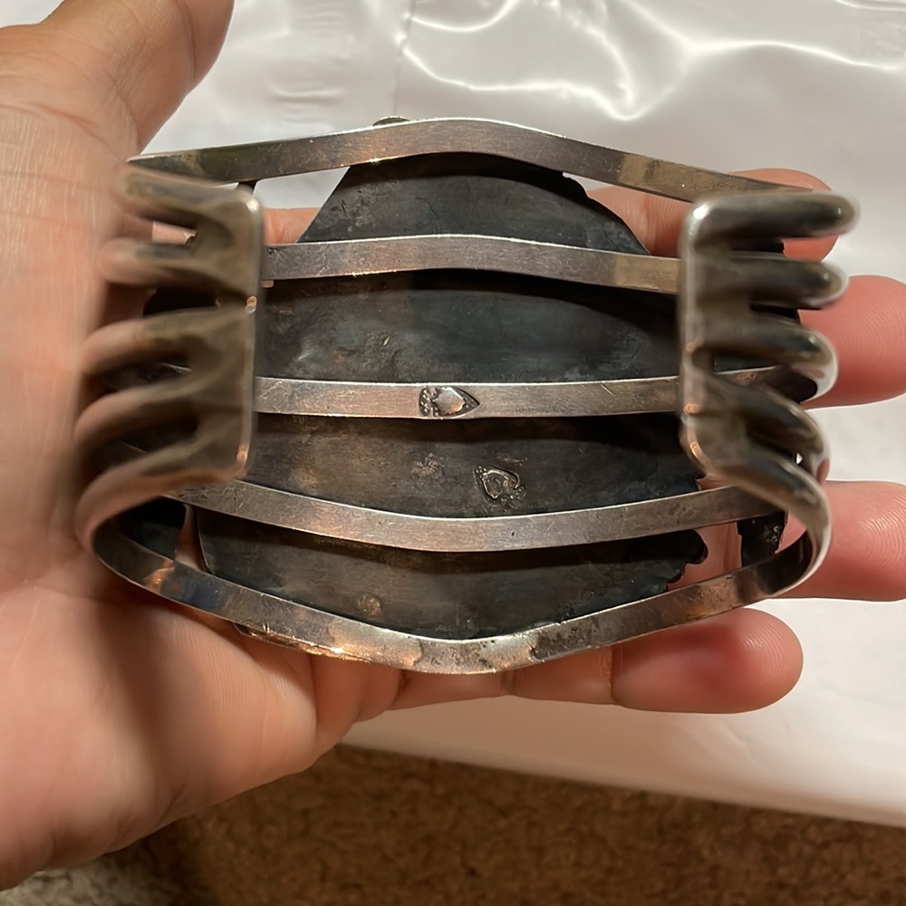 Vintage huge Signed Sterling Navajo Feather Cuff bracelet with turquoise - Picture 6 of 13